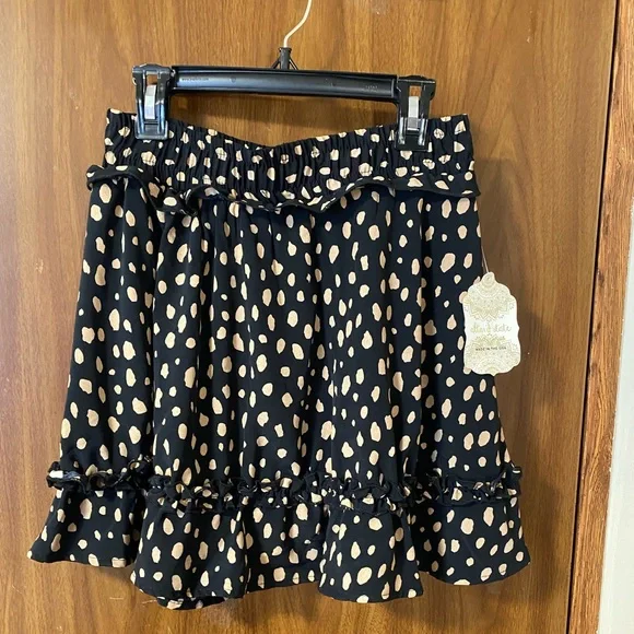 Black and Tan Polka Dot Skirt - Picture 1 of 3